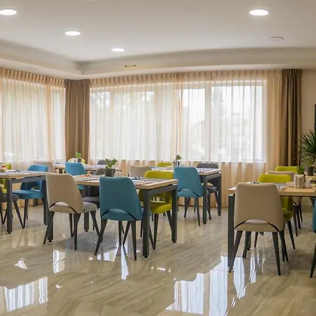 Soni Lux 4* טוזלה