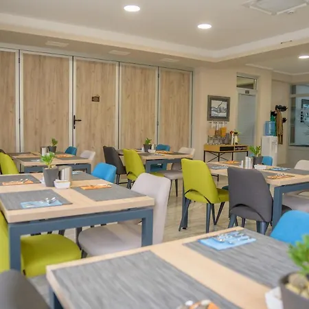 Soni Lux Hotel